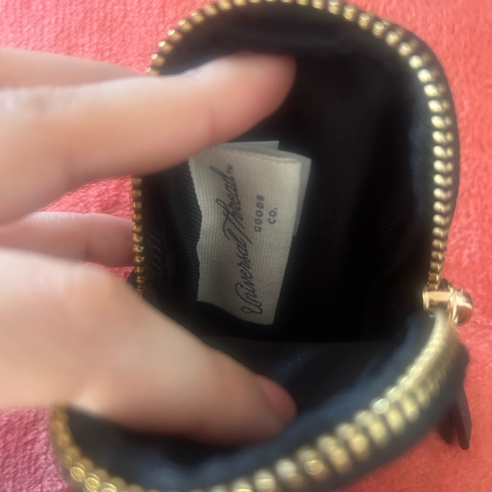 Leather Coin Purse, Small Change Purse Keychain Wallet - Picture 5 of 6